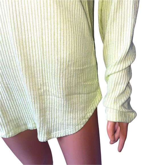 Sonoma Goods For Life® Raglan Rib Cowlneck Top NEW pale neon green NEW - Picture 6 of 14